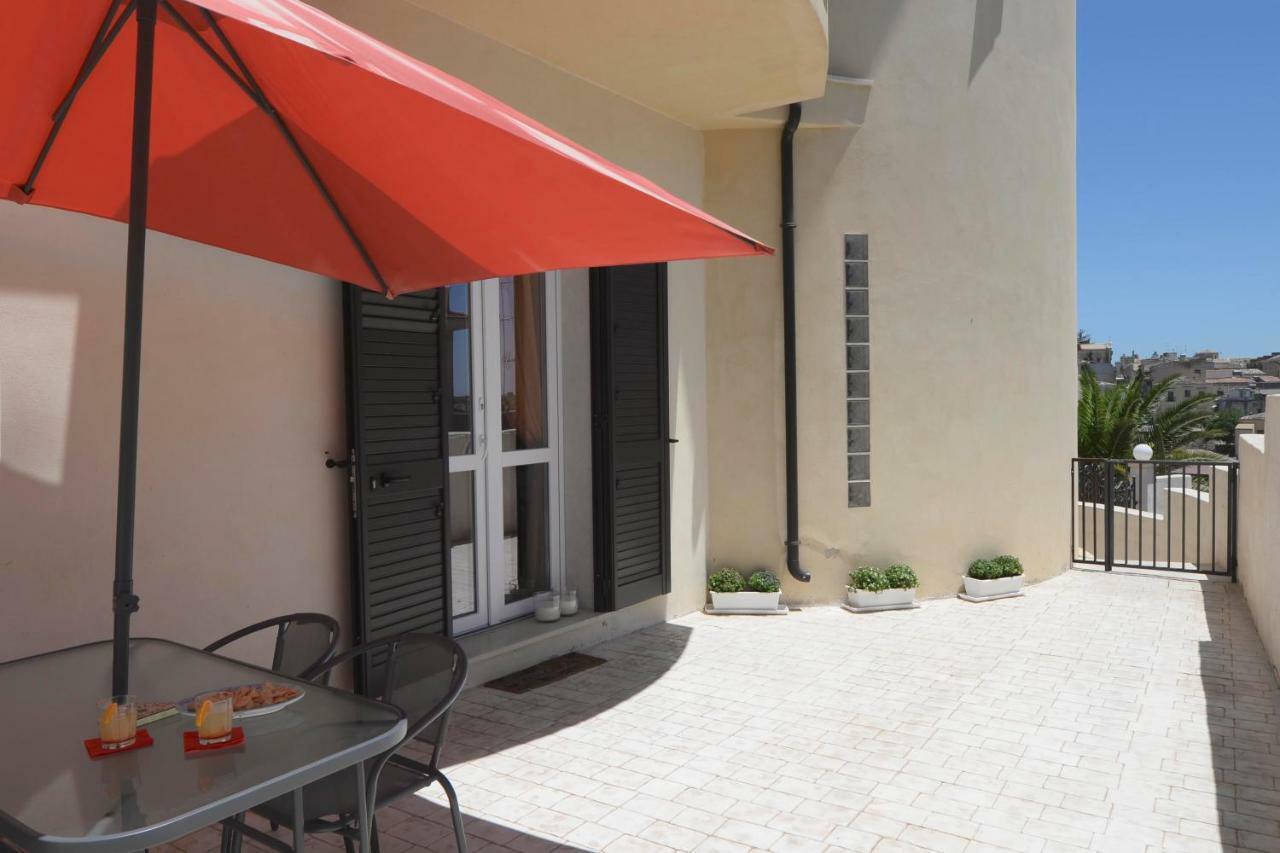 Chiaralice Villa Noto Exterior photo